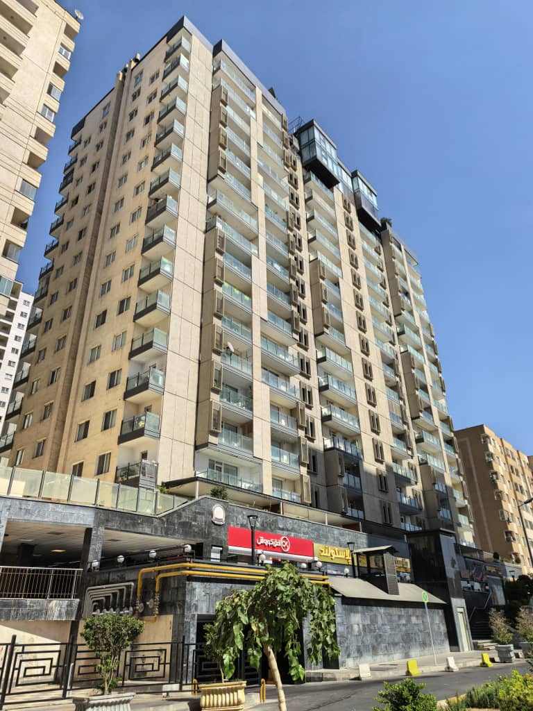 فروش آپارتمان 84 متری برج آسمان شرقی