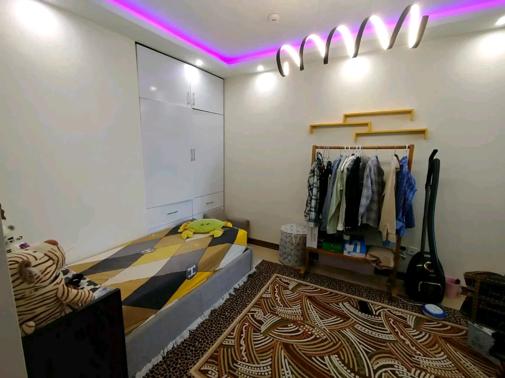 فروش آپارتمان 95 متری برج افق شهرک بهشتی