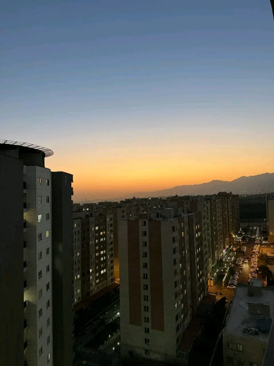 فروش آپارتمان 84 متری برج آسمان غربی شهرک بهشتی