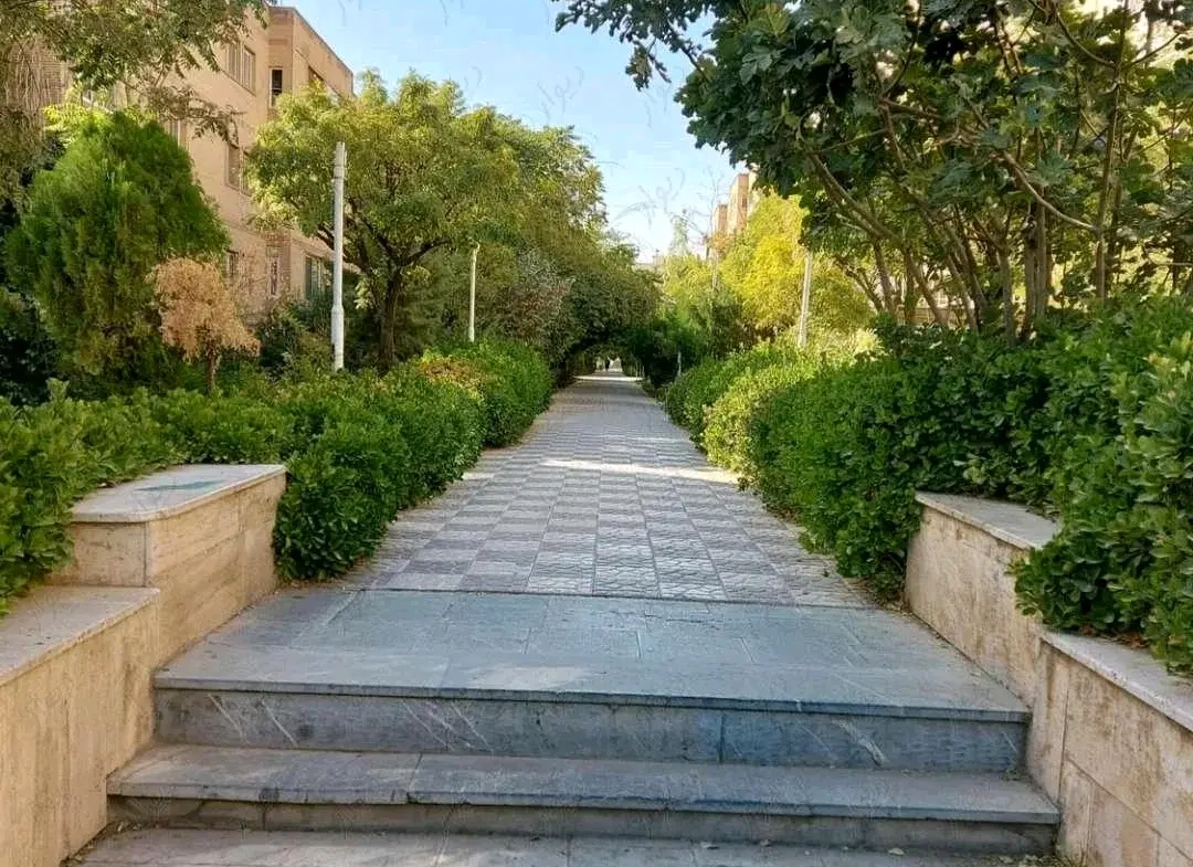اجاره آپارتمان 110 متری شقایق شهرک بهشتی