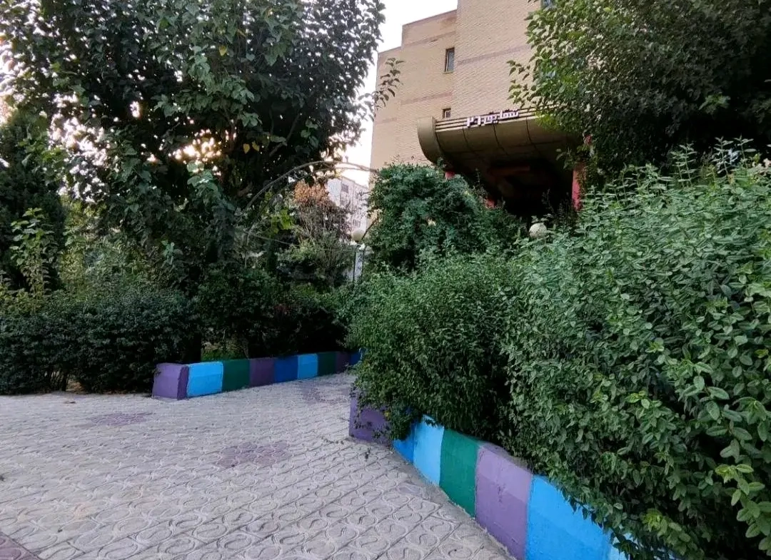 اجاره آپارتمان 110 متری شقایق شهرک بهشتی