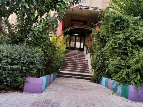 اجاره آپارتمان 110 متری شقایق شهرک بهشتی